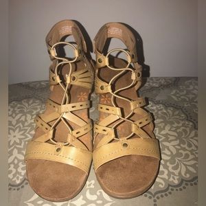 BARE TRAPS Super Cute and Extremely Comfortable Shoes!!